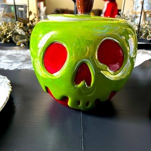 Disney Poison Apple